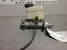 Maitre cylindre frein Mazda