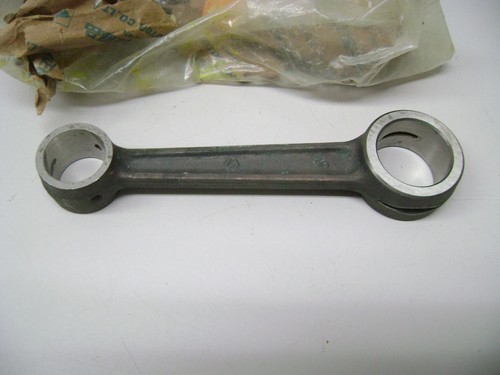 Nos suzuki gt750 connecting - nos,