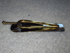 ANCIENNE PINCE À