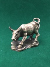 Statuette figurine taureau