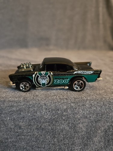 Chevy hot wheels - '57, "robo