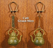 Grandmother coffee, plastic coffee pot keychain