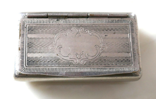 Tabatiere metal argente - en,