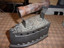 Sorti de grenier joli ANCIEN