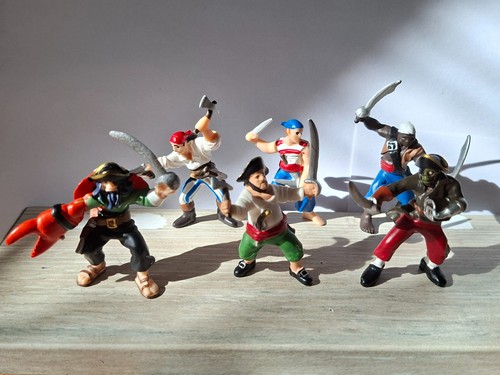 Lot mini plus figurines - lot, de
