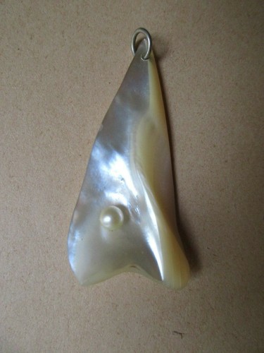 Joli pendentif nacre avec - en,