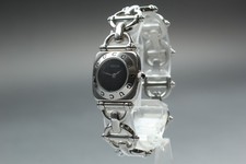 [Exc+5] Montre-bracelet pour