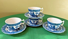 Lot 4 anciennes tasses &