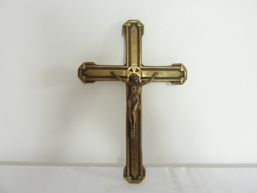 Crucifix mural ancien - , en