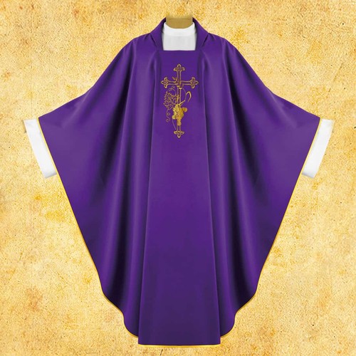 Chasuble brodée croix avec - brodée,