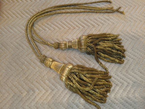 Pompons anciens gland - 2,