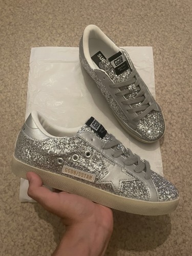 Golden goose - golden,