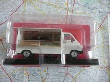 RENAULT Master T 35 D Commerce Ambulant IXO pour Hachette 1/43 en blister