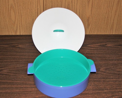 Tupperware piece - 3,