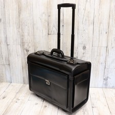 Tassia 19" Leather Wheeled