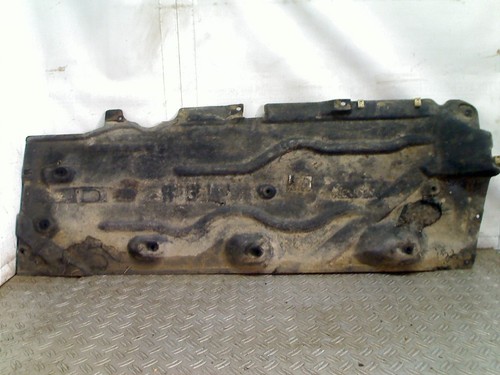 Garniture sous caisse droit - garniture,