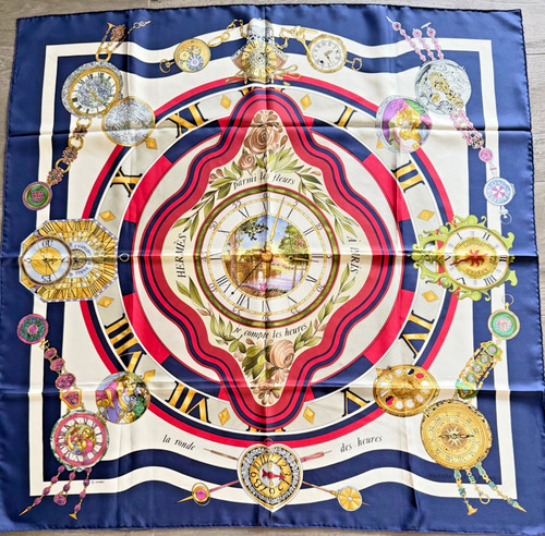 Foulard/Carré/Chale★HERMÈS