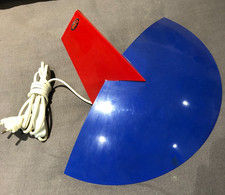 Applique en tôle laquée