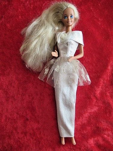 Barbie robe longue blanche - en,