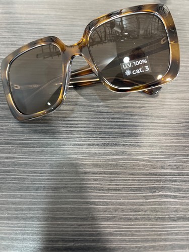 Lunette de soleil - lunette,