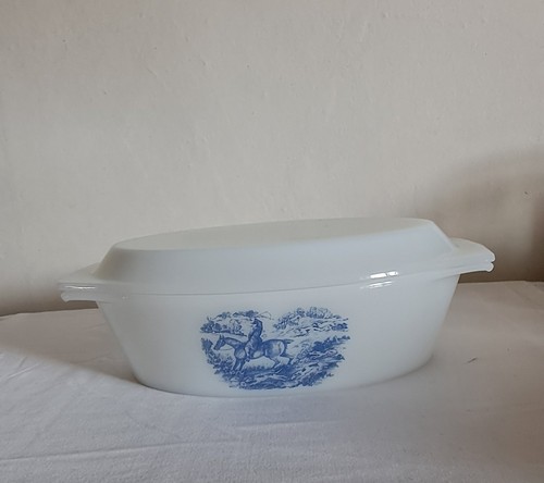 Cocotte arcopal motif - cocotte, jouy