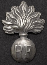 Frise casque Adrian - REPRO