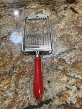 Tomado PRE-OWNED Vintage TOMATO/CHEESE SLICER w/RED Wooden HANDLE - 1950's