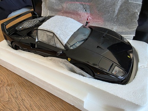 New kyosho ferrari f40 - ferrari,