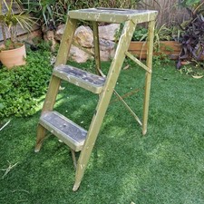 Ancien Escabeau Pliant En