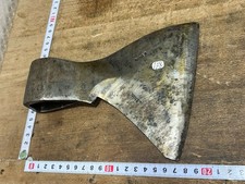 hache charpentier outil ancien