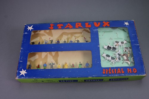 Za180 starlux train figurines - train,