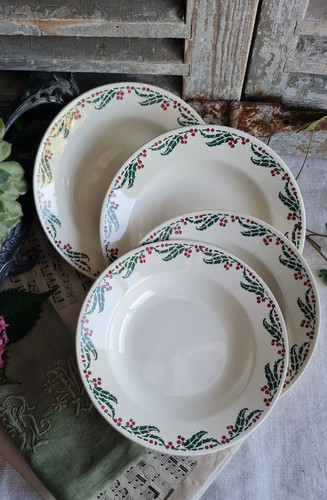Anciennes assiettes creuses - assiettes,