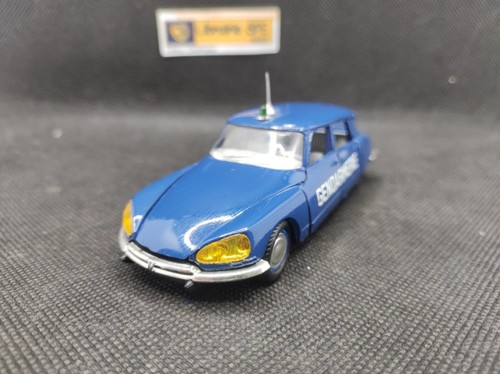 Citroen ds 21 - ▄▀▄,