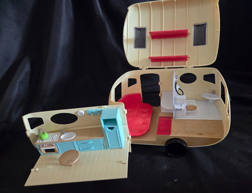 Sylvanian families caravan - sylvanian,