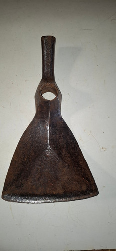 Robuste herminette - robuste,