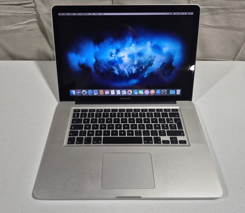 Macbook pro a1286 2010 i7 - a1286,