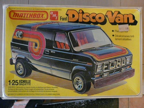 Maquette voiture amt - maquette, 1/25