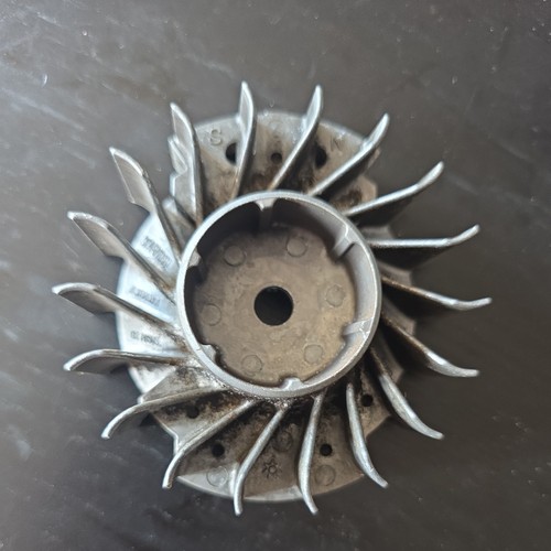 Volant moteur taille haie - volant,