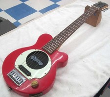Mini guitare PIGNOSE PCG-100