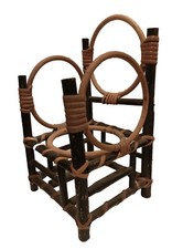 Ancien fauteuil de poupée en rotin et bois Miniature des années 70 lutin 