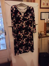 Robe fleurie L H  taille   L