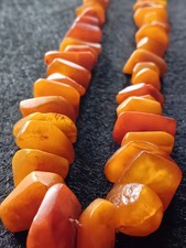 COLLIER DE PERLES D'AMBRE