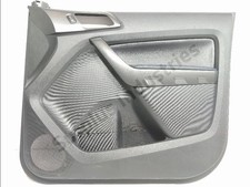 GARNITURE PORTE AVANT DROITE