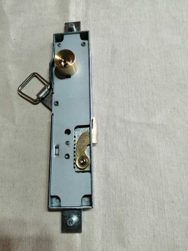 Serrure pour persienne - pour, (neuve)