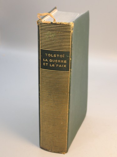 Livre pleiade tolstoi - la, la