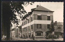 Old postcard Champtoceaux, Hotel Chenouard and vintage cars on the main street 