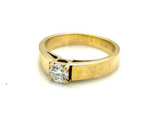 MAGNIFIQUE BAGUE OR 18 CARATS - Solitaire diamant 0,22 carat - 3,21 g