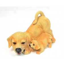 Chien et son chiot en résine