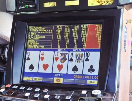 Igt slot machine 3902 - 3902, 044