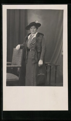 Carte postale femme